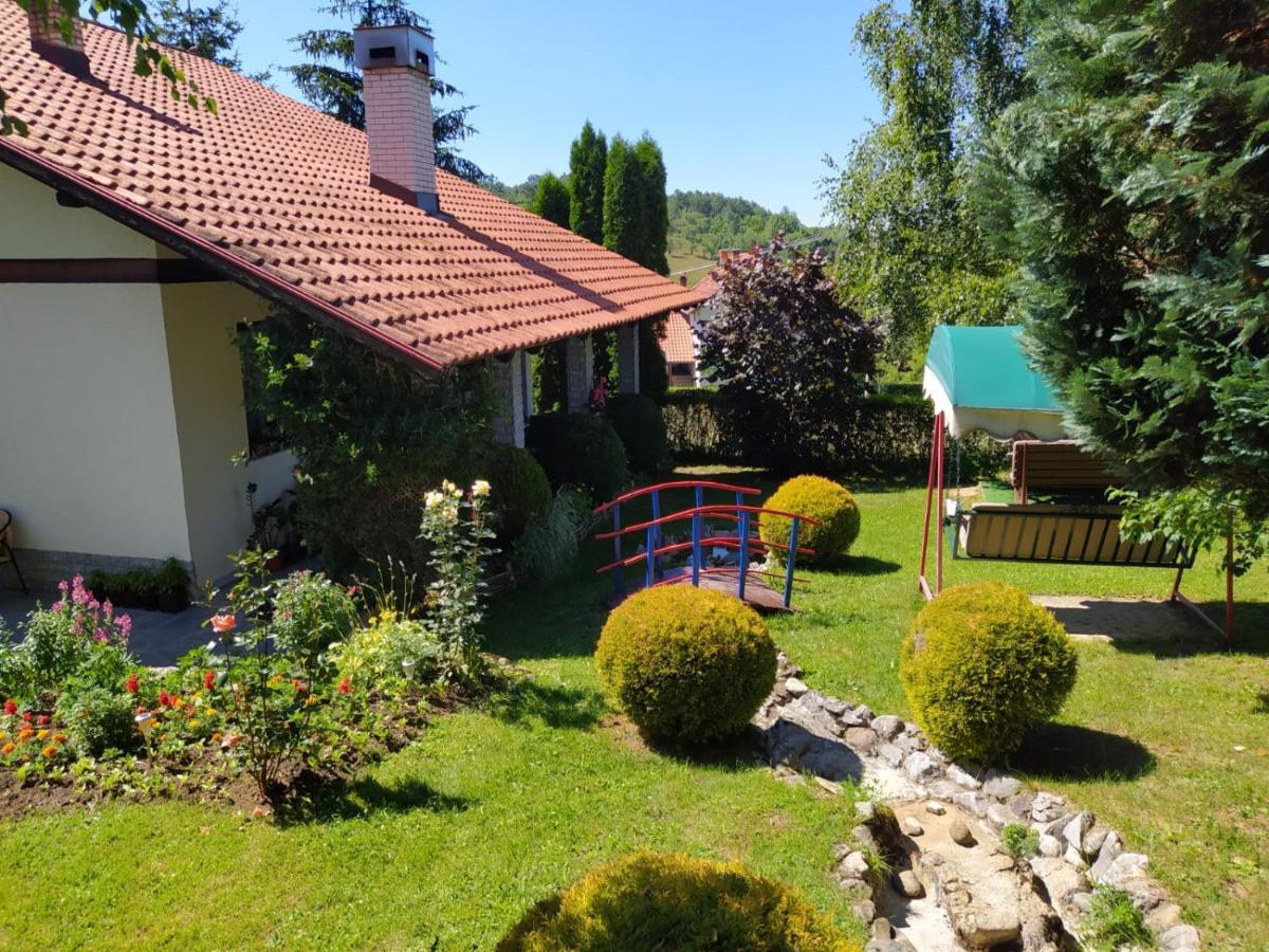 Apartmani Milic Sirogojno Exterior foto